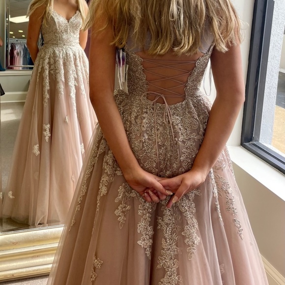 Sherri Hill Gold Sequins Tan Gown - Picture 2 of 3